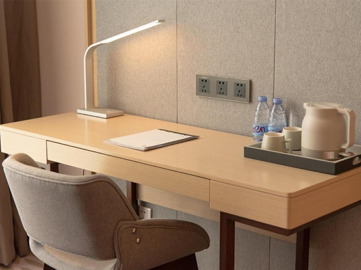 Lavande Hotels-Foshan Yanbu Suiyan East Road Екстериор снимка